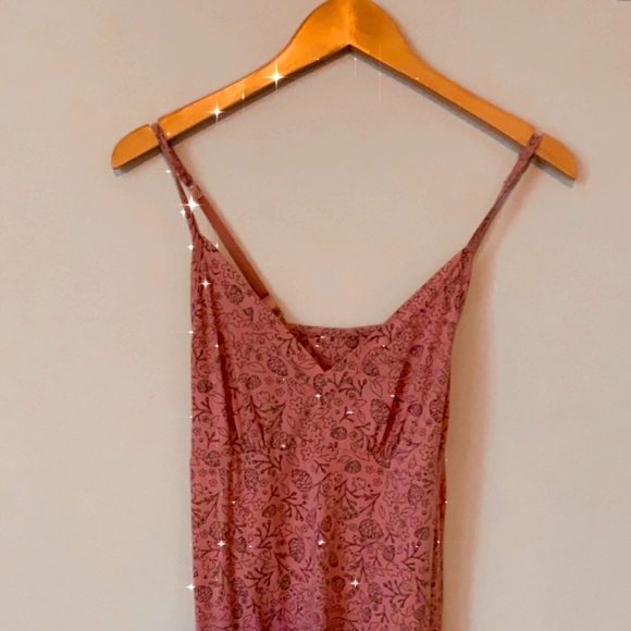 Sleep Wear & Robes - Picture 1 of 8